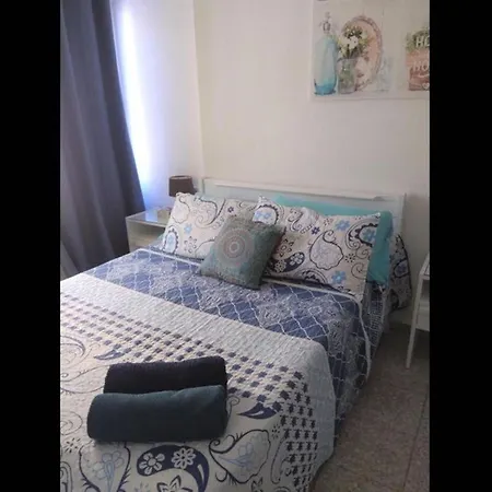 Deluxe 3 Bedroom Apartment, Balcony, 15 Minutes Walk To And Sys2 * אליקאנטה